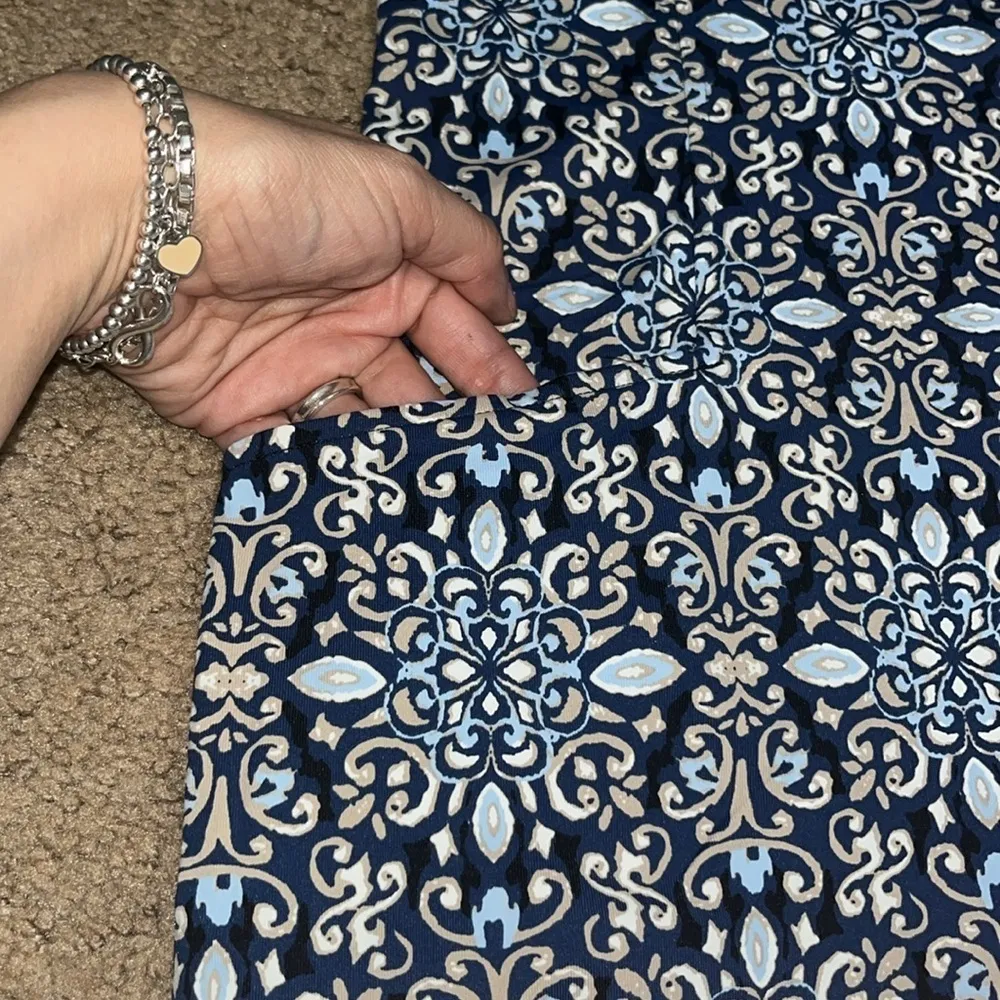 J. McLaughlin Catalyst 3/4 Sleeve Crew Neck Catalina Cloth Dress Blue Medallion - Image 4