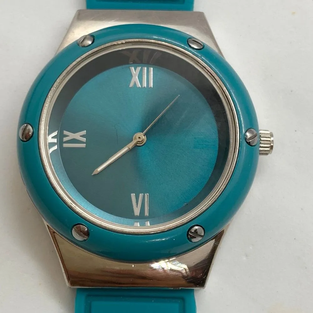 Darice ladies Quartz analog watch 41mm silver tone case dark aqua dial band runs - Image 2