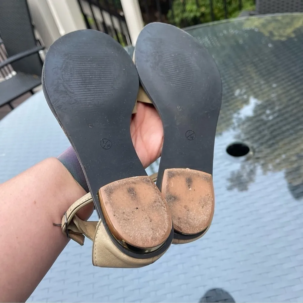 Electric Karma casual beige khaki flat Roman sandals with ankle strap Sz 7 Tan - Image 11