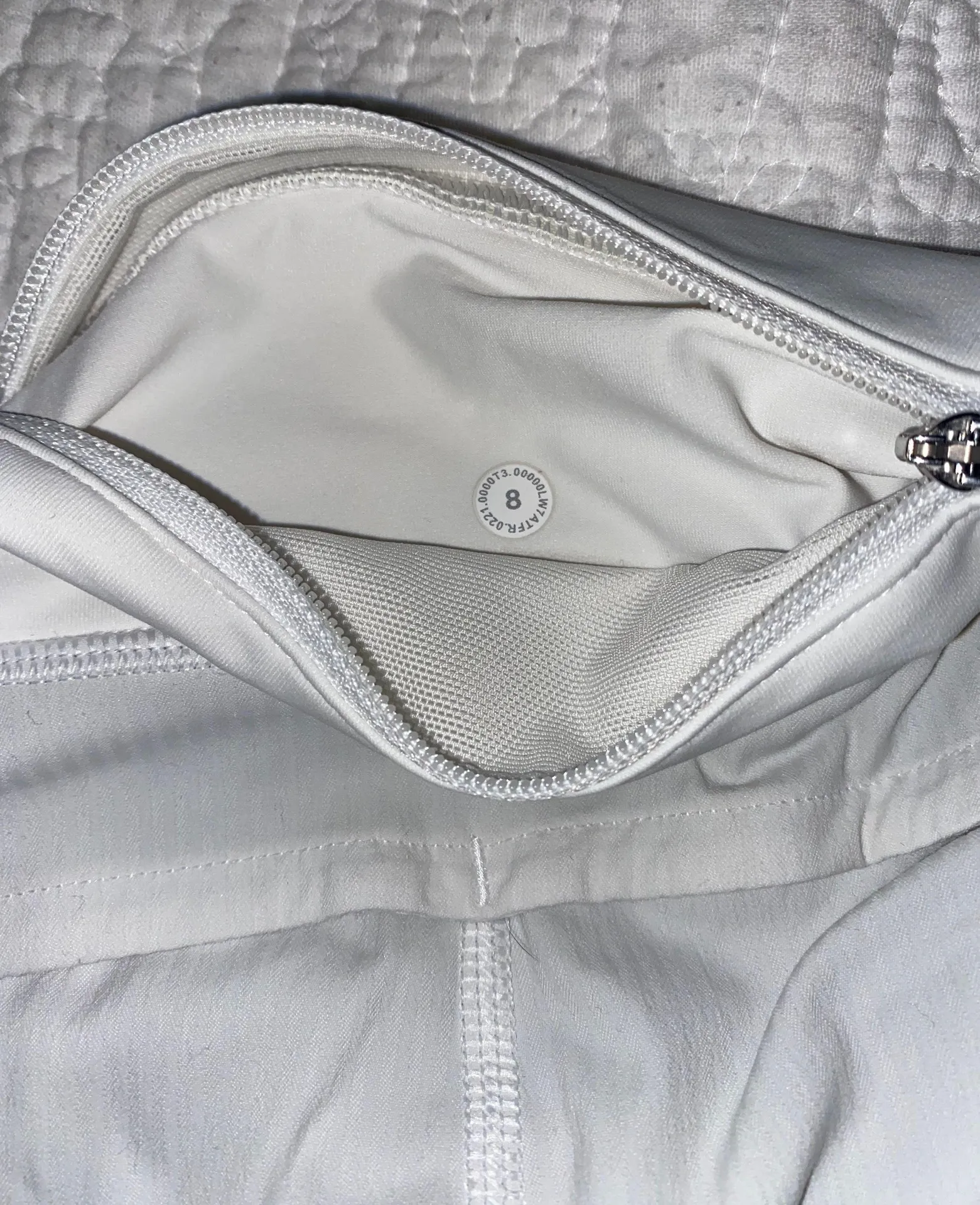 Lululemon White 2.5 Speed Up Short - Image 3