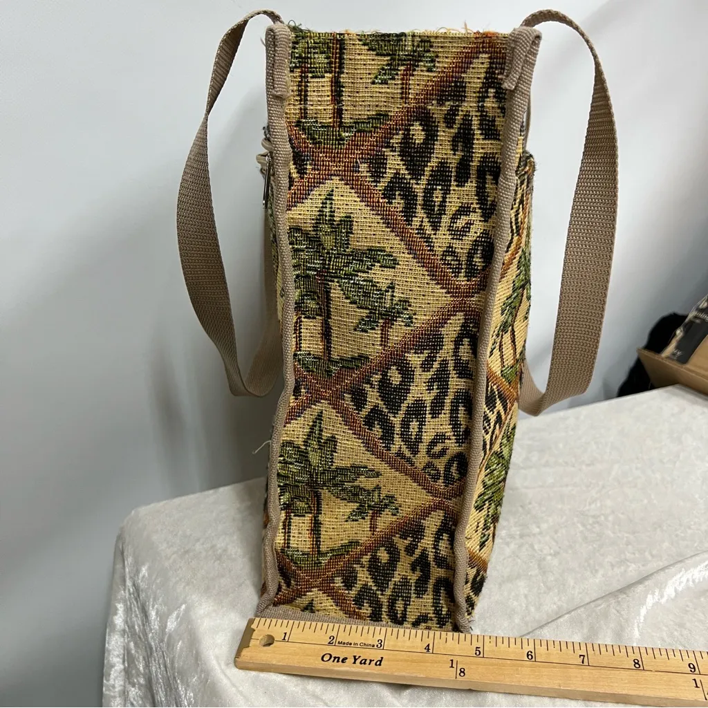 Behringer Palm Tree Leopard Print Nylon Tote Bag w/matching Small Coin Purse - Image 11