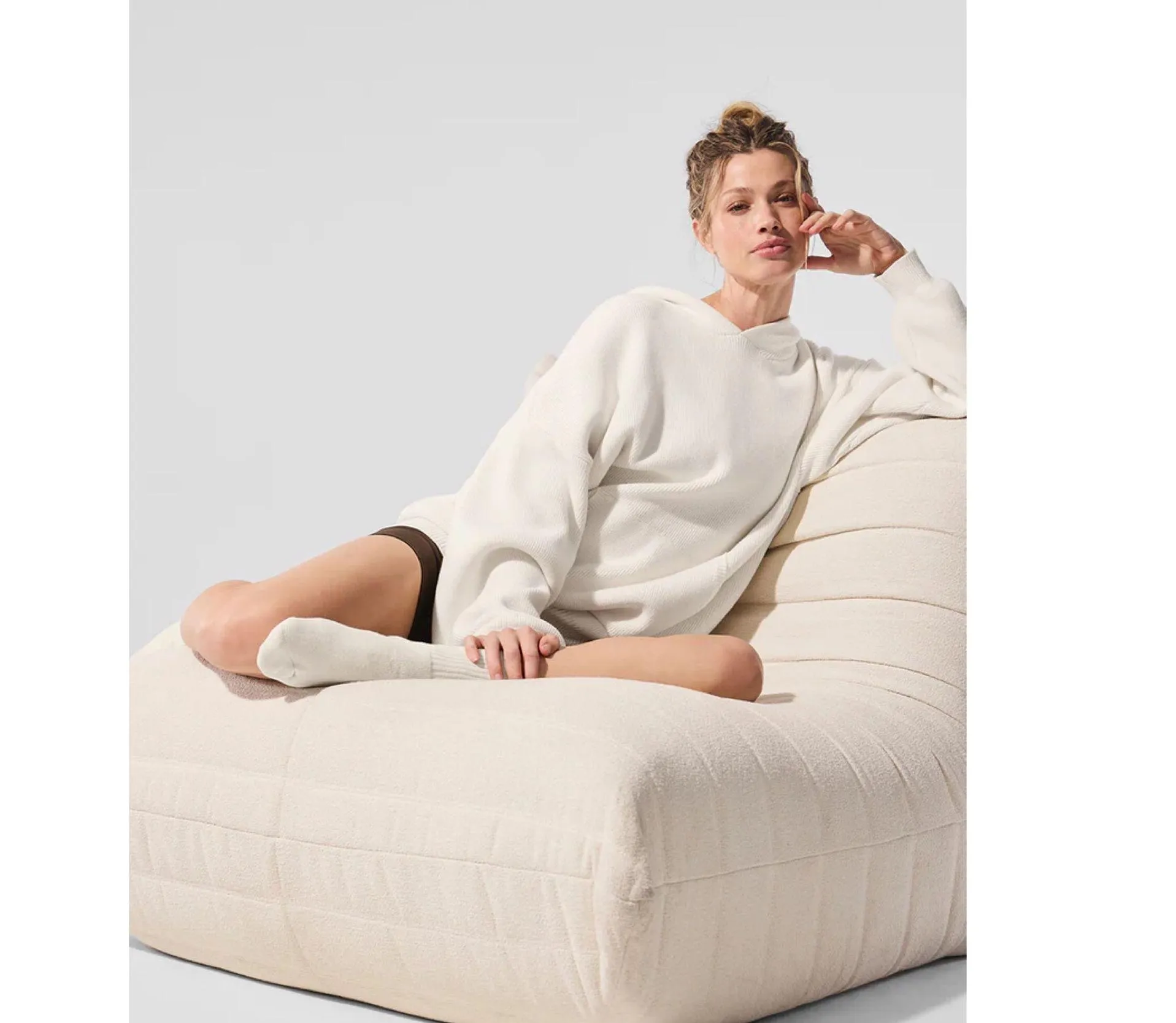 Alo Yoga Scholar Hooded Sweater Ivory M - Image 5