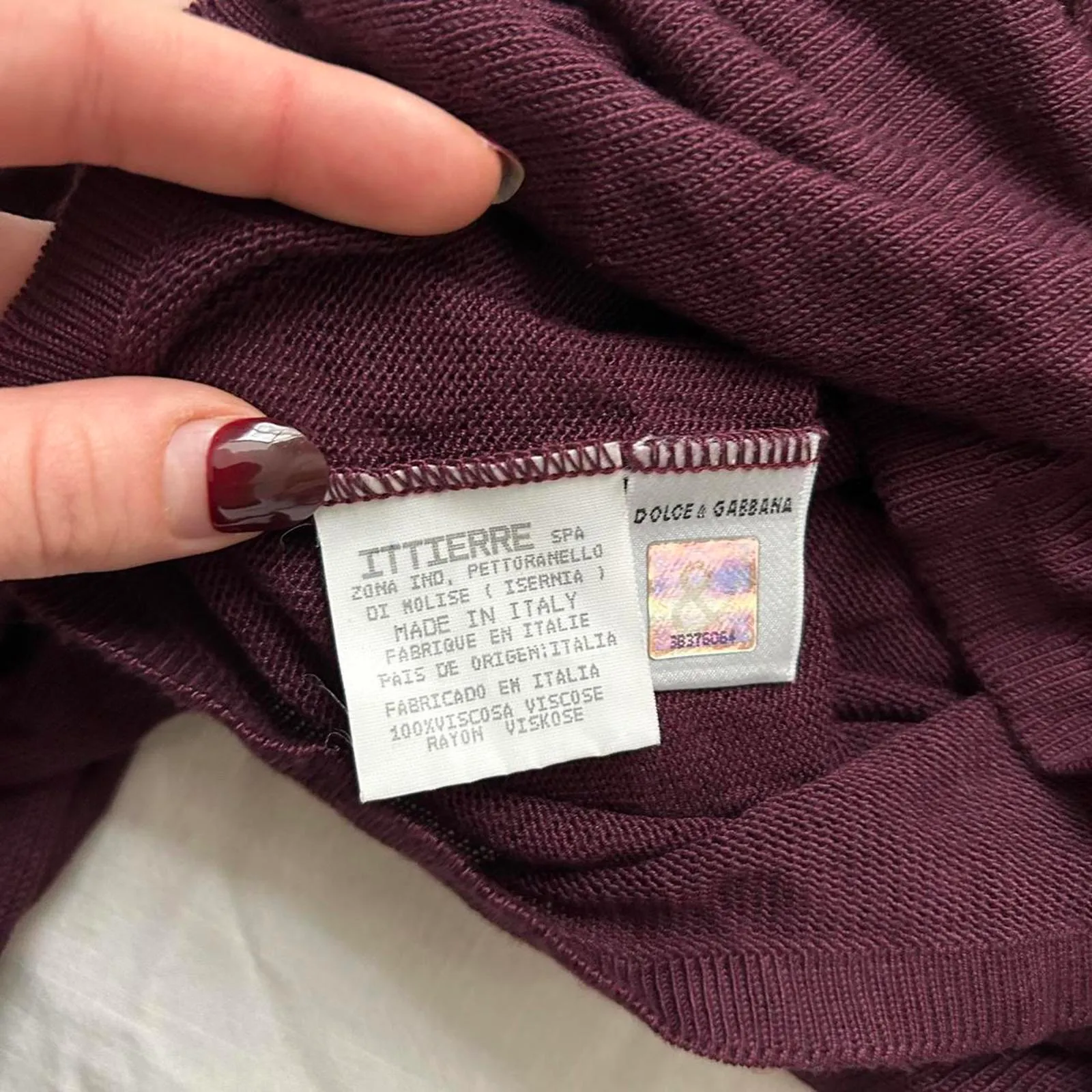 Dolce & Gabbana D&G burgundy red thin knit sweater top with pointelle detailing - Image 3