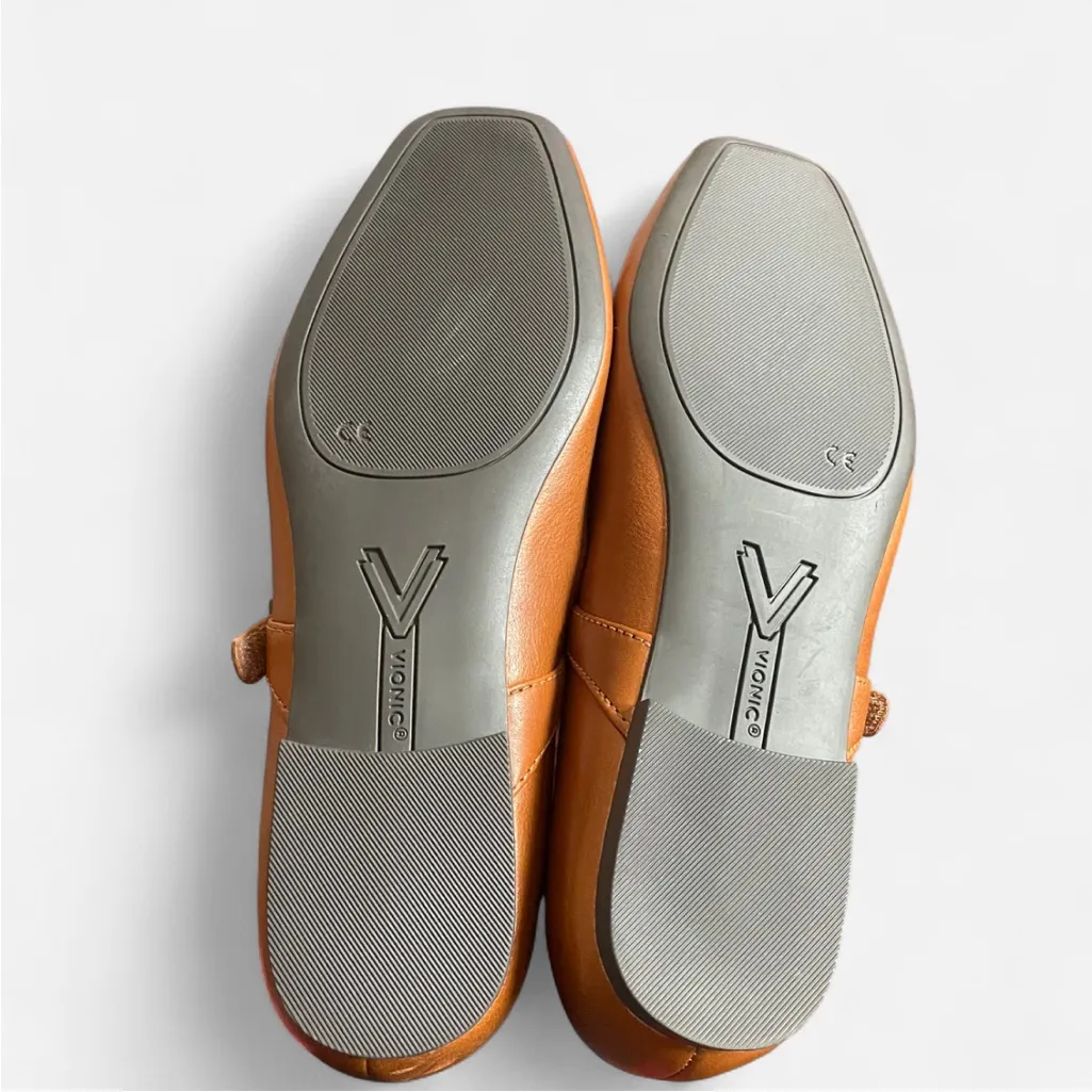 Vionic Alameda Mary Jane Flats Tan Leather in Size US 9.5 - Image 4
