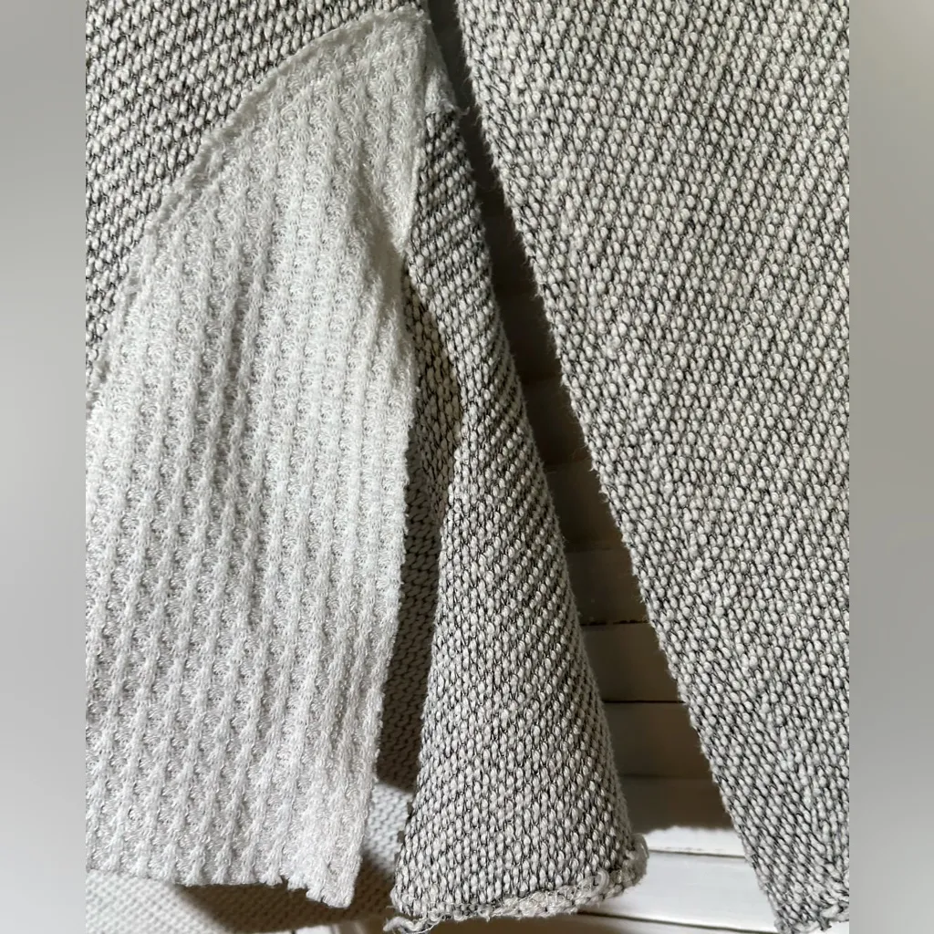 BKE Daytrip Size Medium French Terry hooded Sweatshirt The Buckle hoodie - Image 7