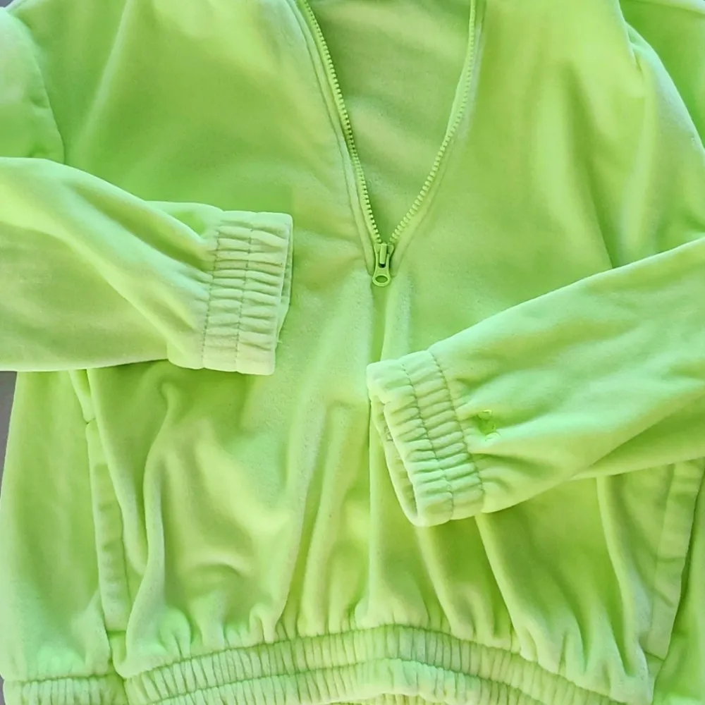 DSG Woman's Cropped Jacket - Image 2