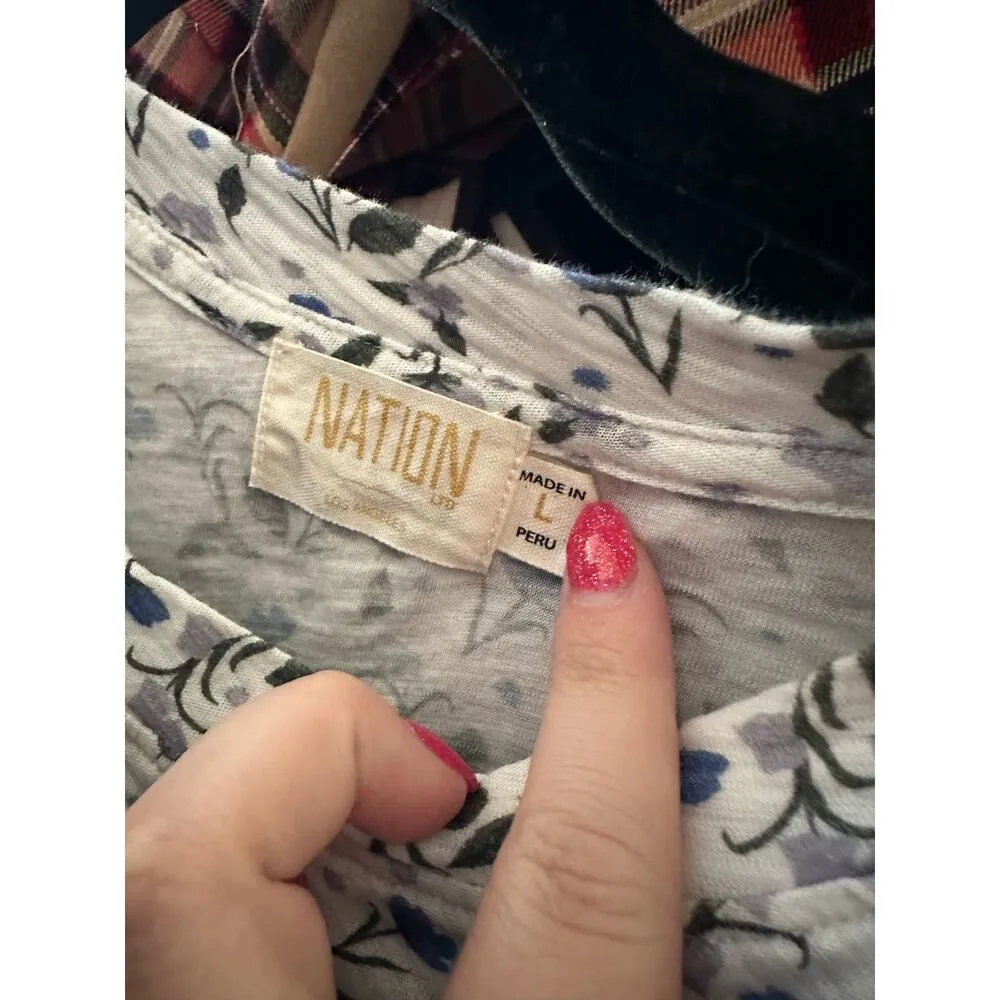 Nation Floral Ruffle Sleeve Crew Neck Shirt Size Large - Image 2