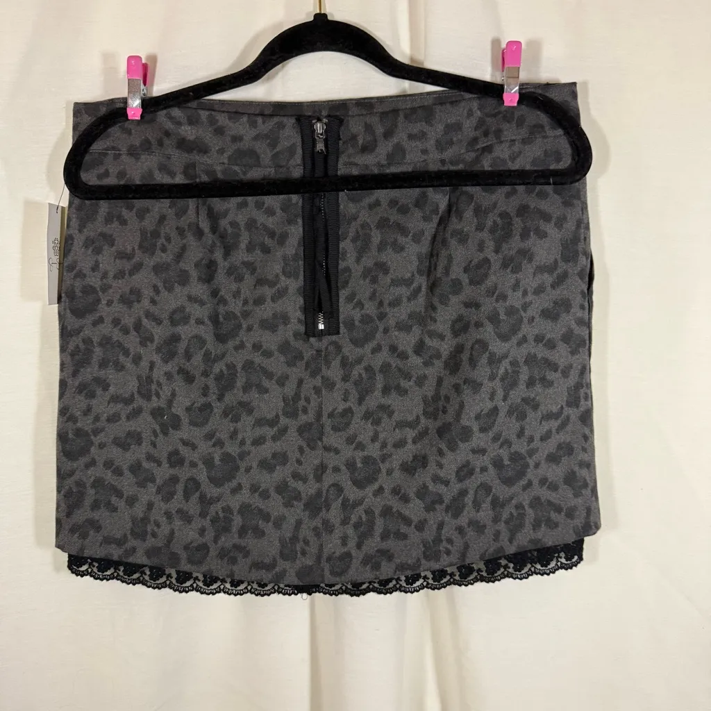 Jessica Simpson Dark Leopard Spot Print Mini Skirt Lace Black/Grey Sz 11/12 NWT - Image 2