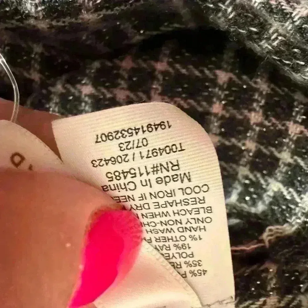 Lauren Conrad‎ scarf charcoal pink white silver fringe new with tags - Image 8