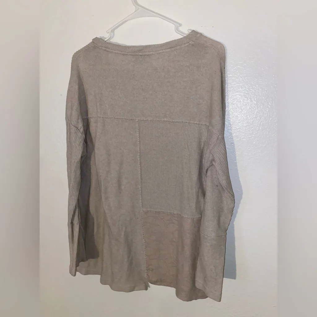 Saturday Sunday Sweater M Womens Beige Patchwork Soft Long Sleeves Anthropologie - Image 5