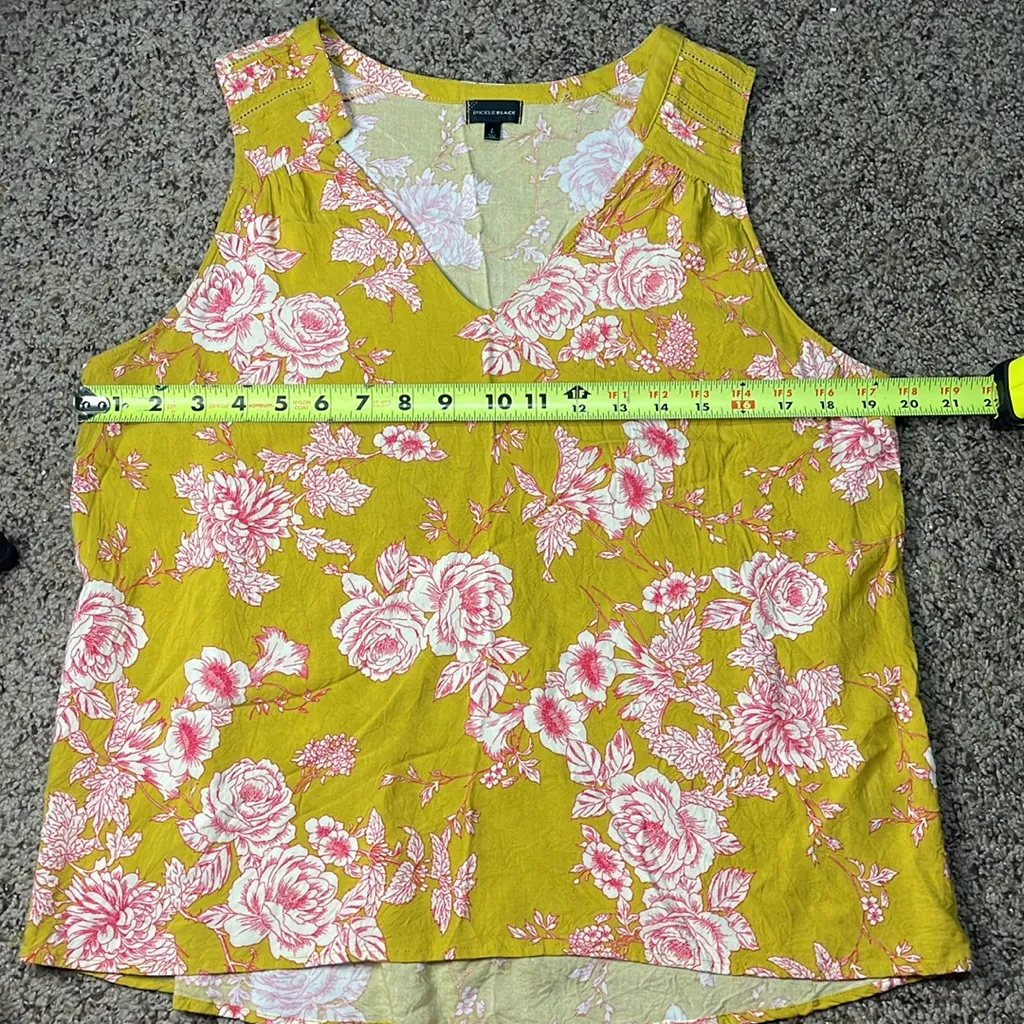 Buckle Black Floral Yellow high low tank Large - Image 8