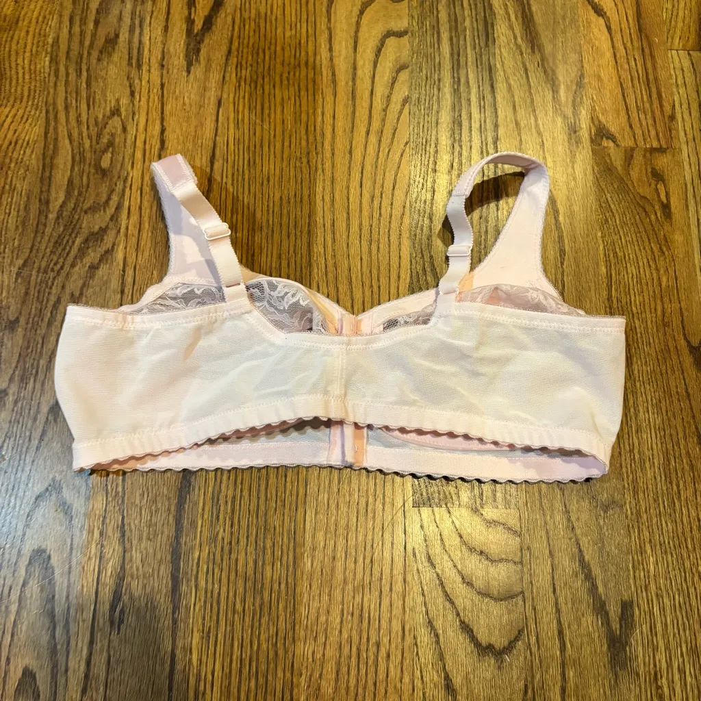 Glamorise Lace Bras - Image 5