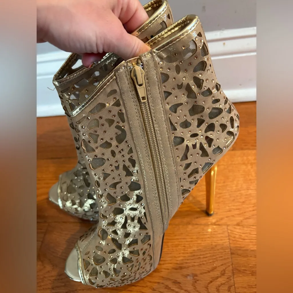 Two Lips Gold Metallic Laser Cut Stiletto Heels Size 8.5 Y2K Club Party Shoes - Image 7