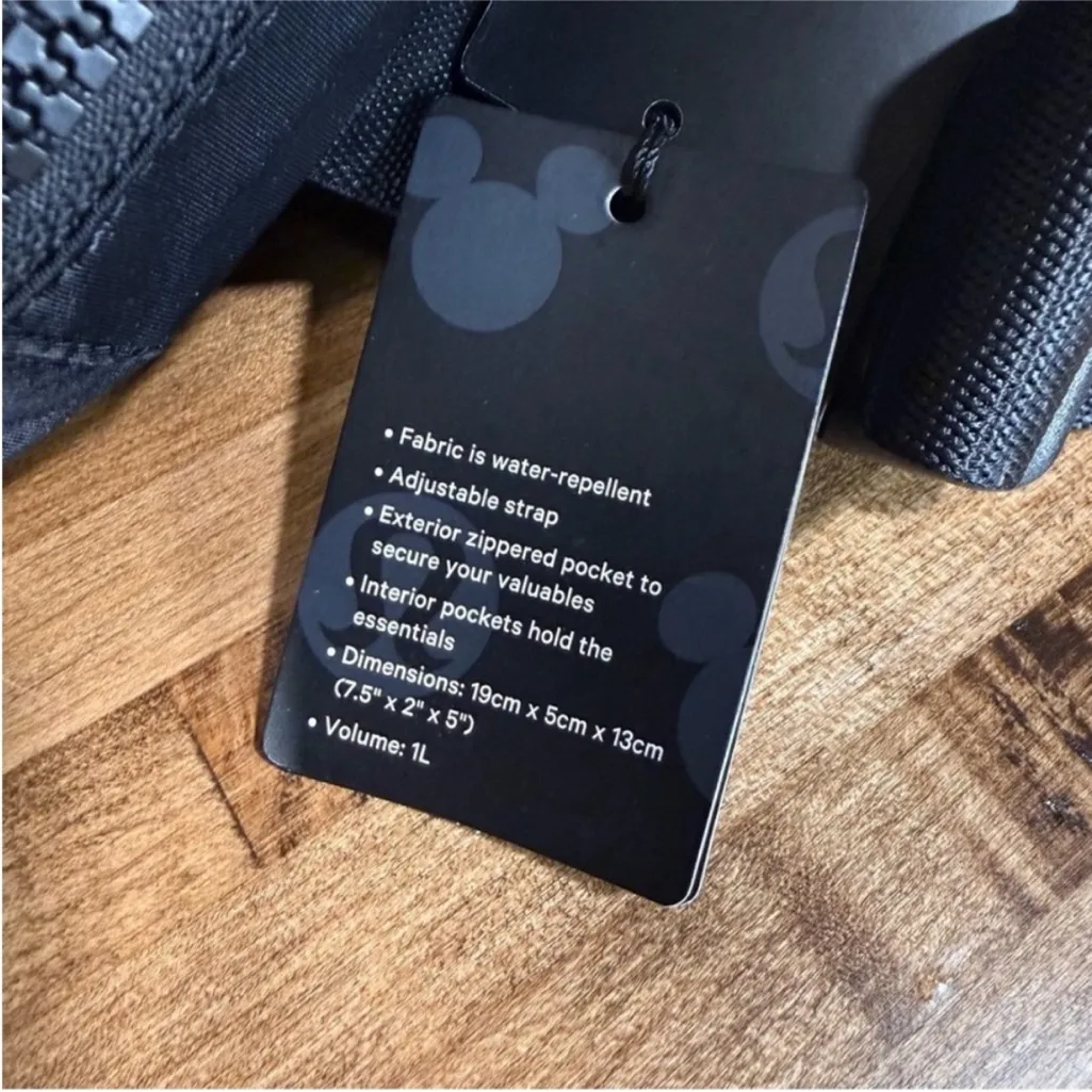 Lululemon x Disney Everywhere beltbag, NWT - Image 7