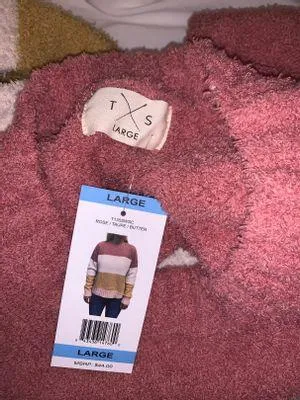Cozy Sweater Size L - Image 4