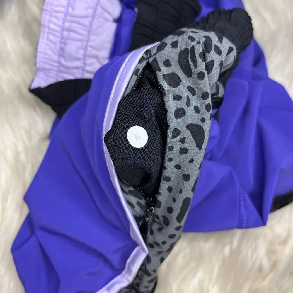 Lululemon purple/animal print hotty hot shorts sz 6 - Image 2