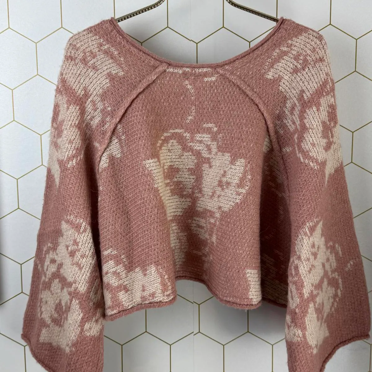 Free People Pink Floral "Purple Rain" Wool Blend Cropped Sweater - Size - XS - Image 3