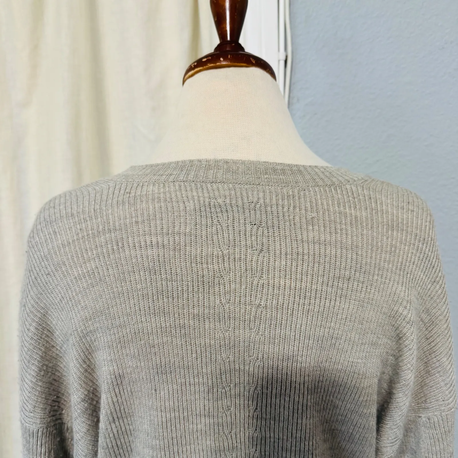 ALLSAINTS Women's Medium Grey V Neck Long Sleeve 100% Merino Wool Luxury Sweater Gray - Image 7