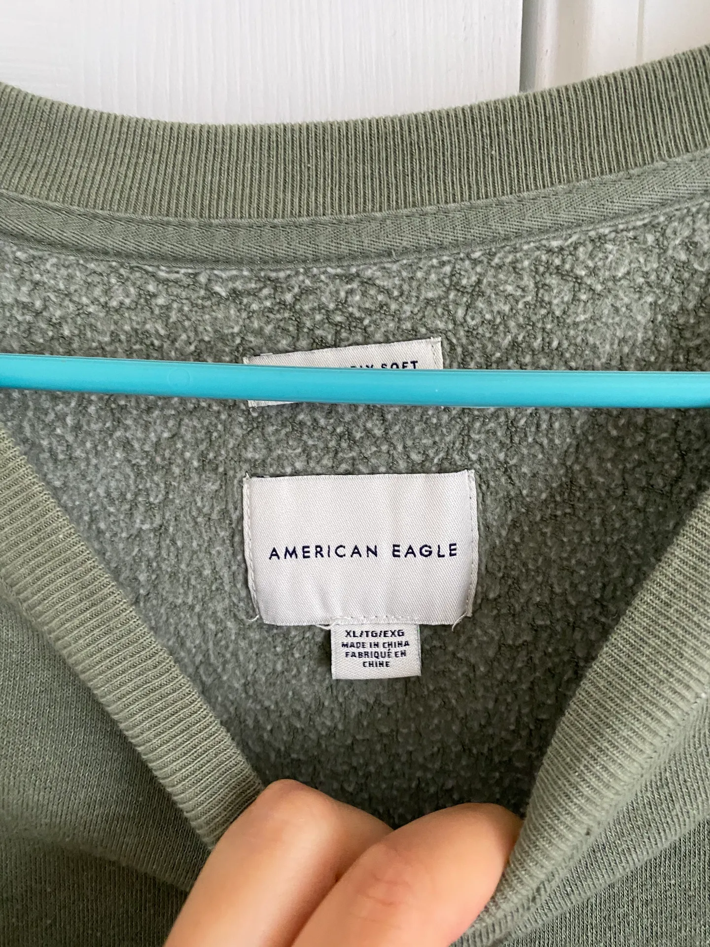 American Eagle Outfitters Sweatshirt - Image 3