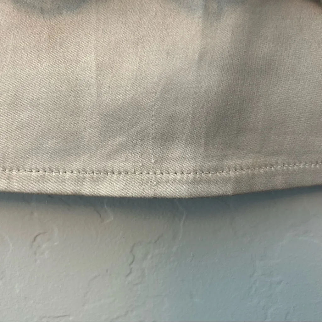 ⭐️Downeast basics silver satin pencil skirt with crochet lace size medium - Image 4