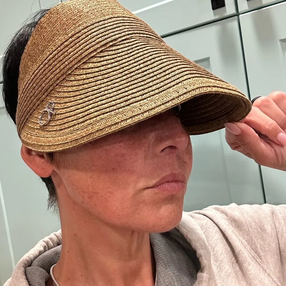 NWOT Ocean Pacific Stylish Tan Rafia Visor Hat - Image 3