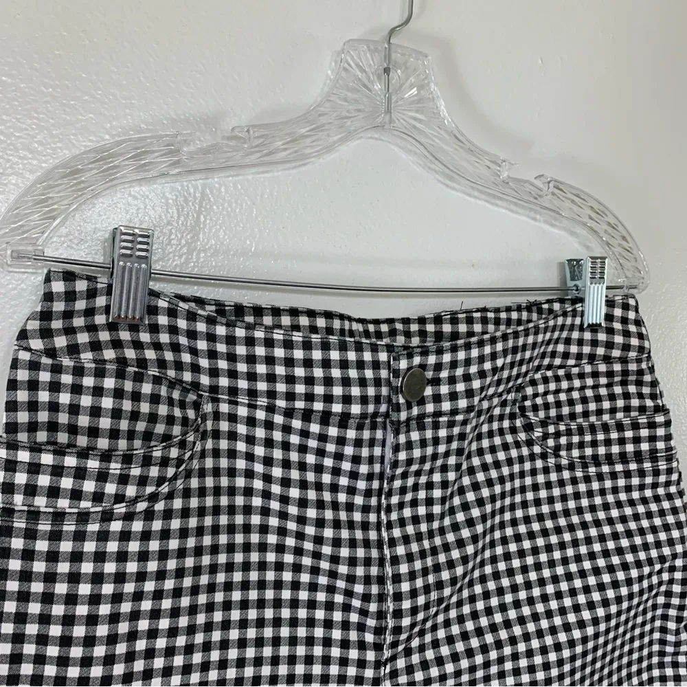 Christopher & Banks Gingham Knee Length Capris Size 6 - Image 3