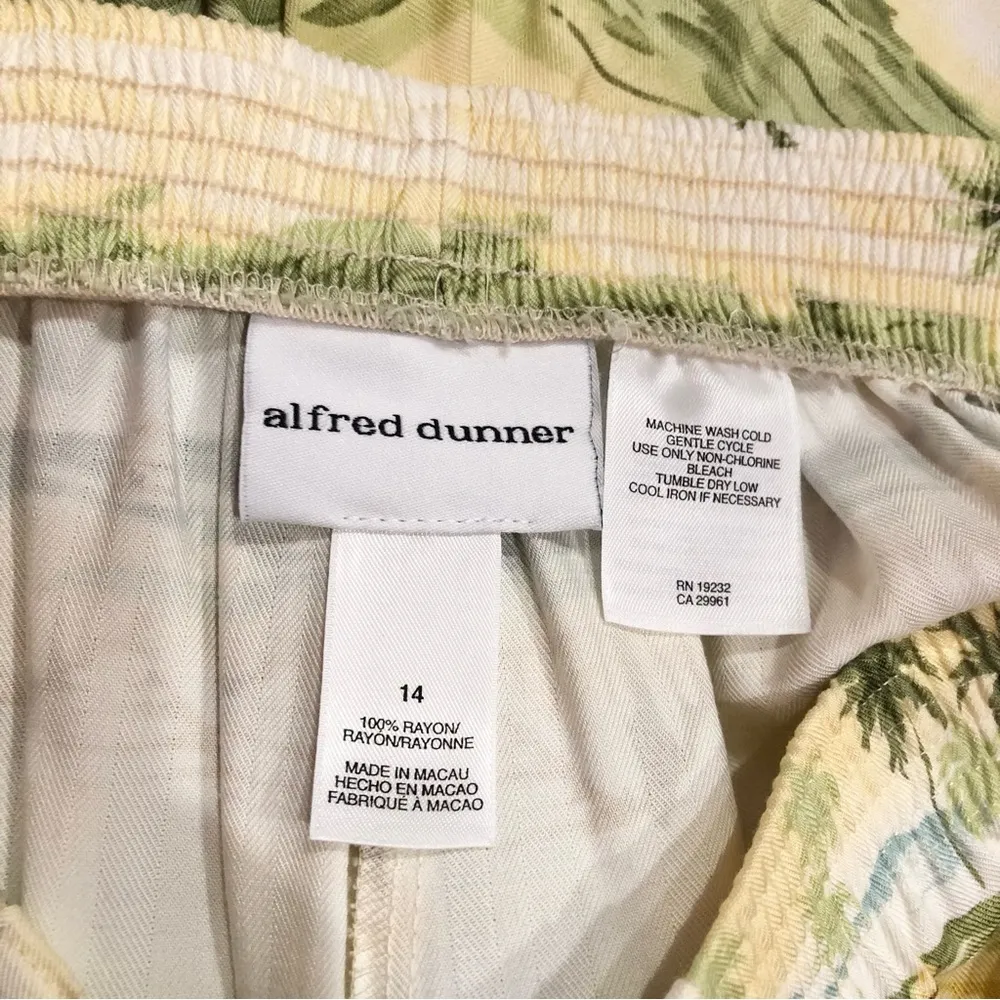Alfred Dunner‎ Hawaiian Palm Tree Pull On Shorts Green Tan 14 - Image 5