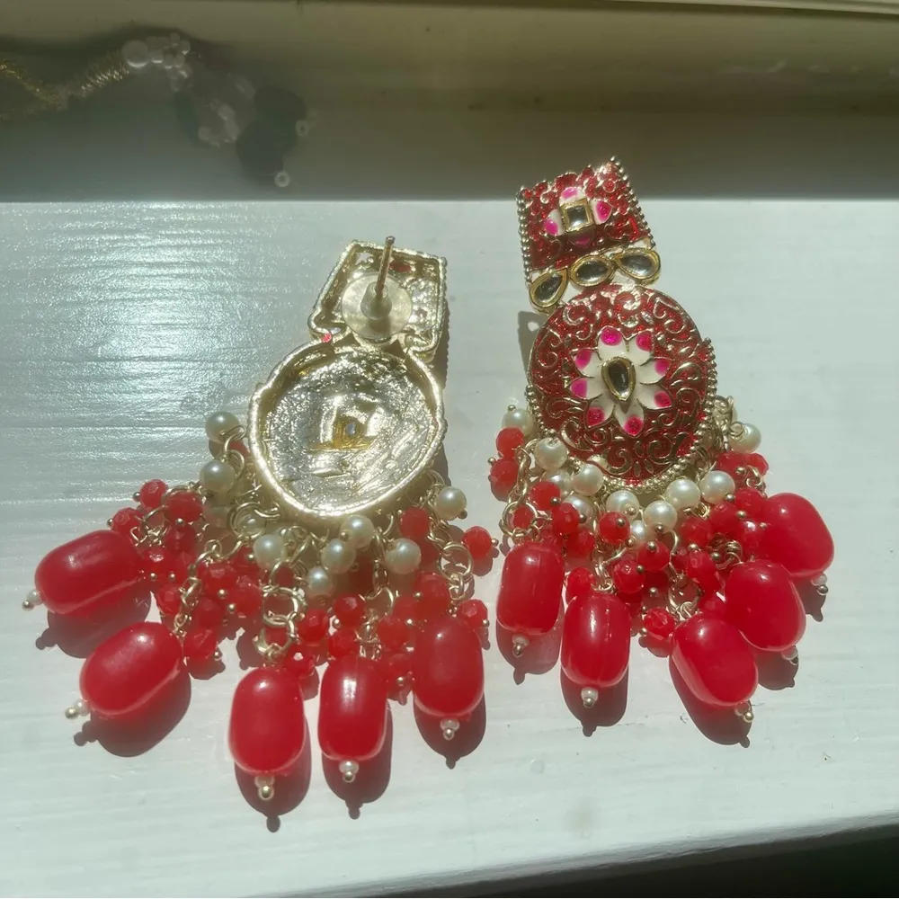 Bollywood Style Red and Gold Ethnic Gold plated Beaded Kundan Necklace set tikka - Image 5