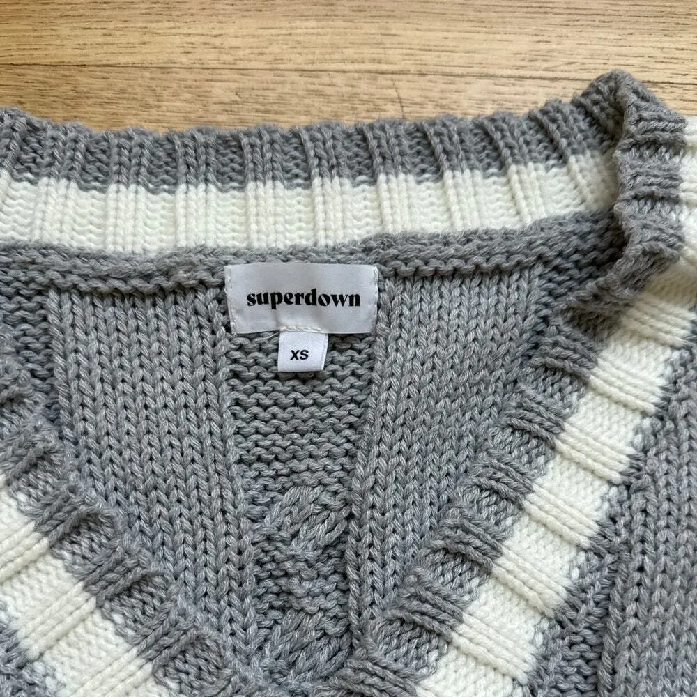 Superdown - Shawnie Varsity Sweater Dress in Gray & White - Image 2