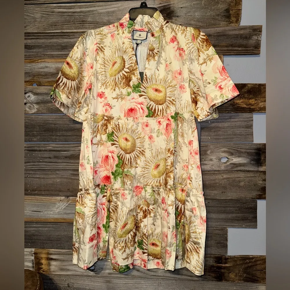 NWT Tuckernuck Dress Crawford Floral
Flutter Sleeve Sun Faded Mini Dress Size S - Image 2