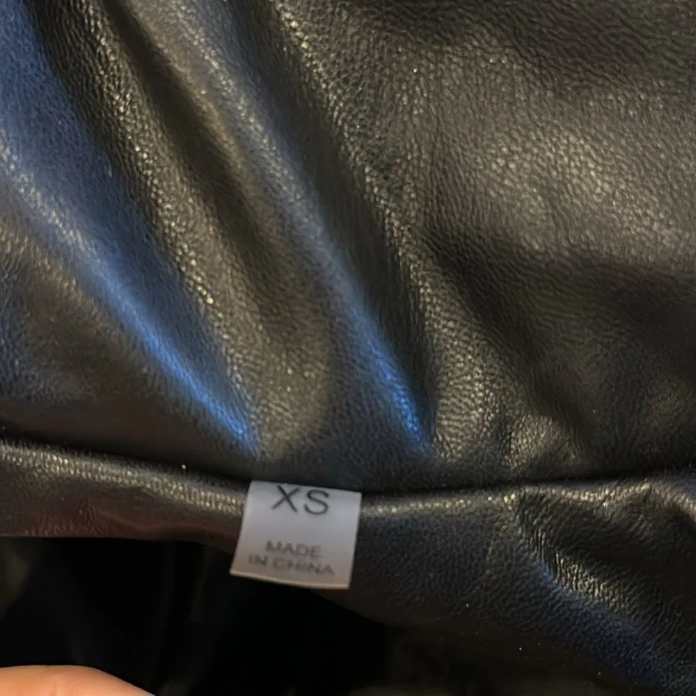 Bagatelle, NYC Women’s Faux Leather Black Puffer Jacket - Size XS - Image 8