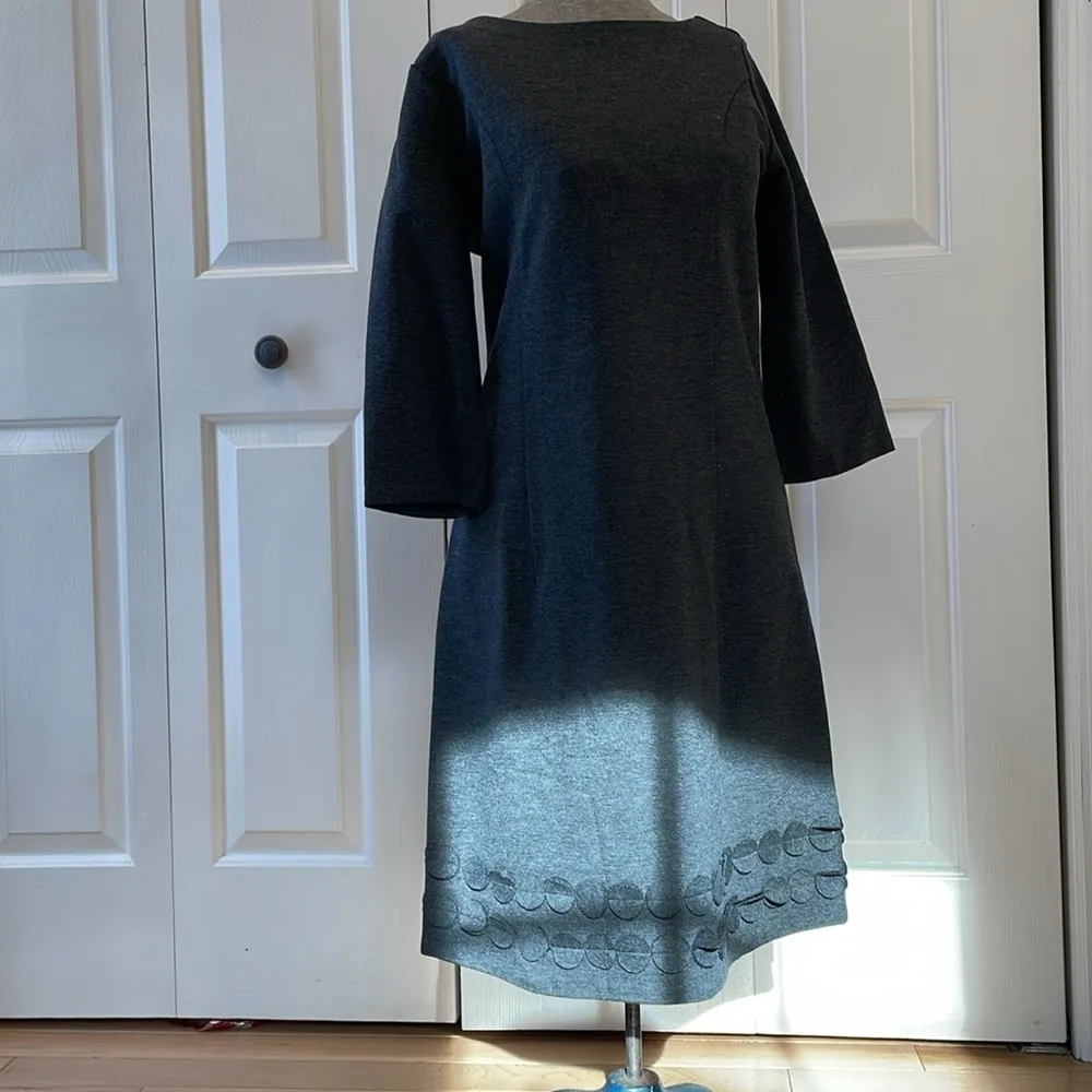 Boden charcoal grey crewneck ponte knit 3/4 sleeve sleeve dress Gray Size undefined - Image 2