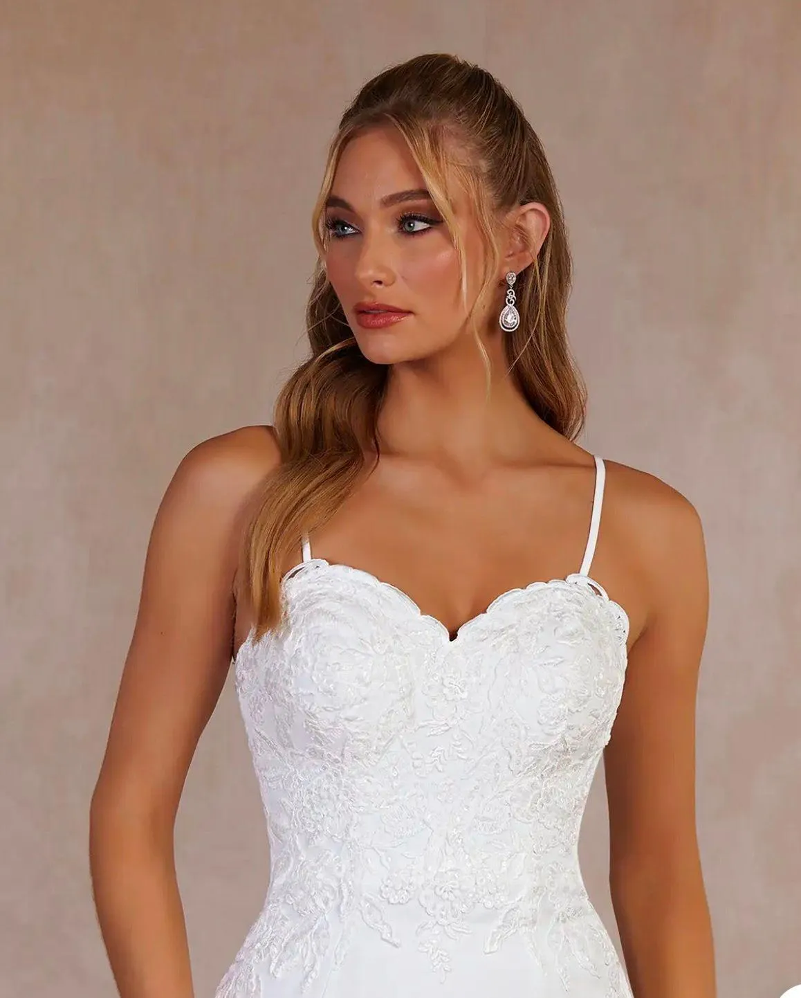 Antheia Wedding Dress - Image 7