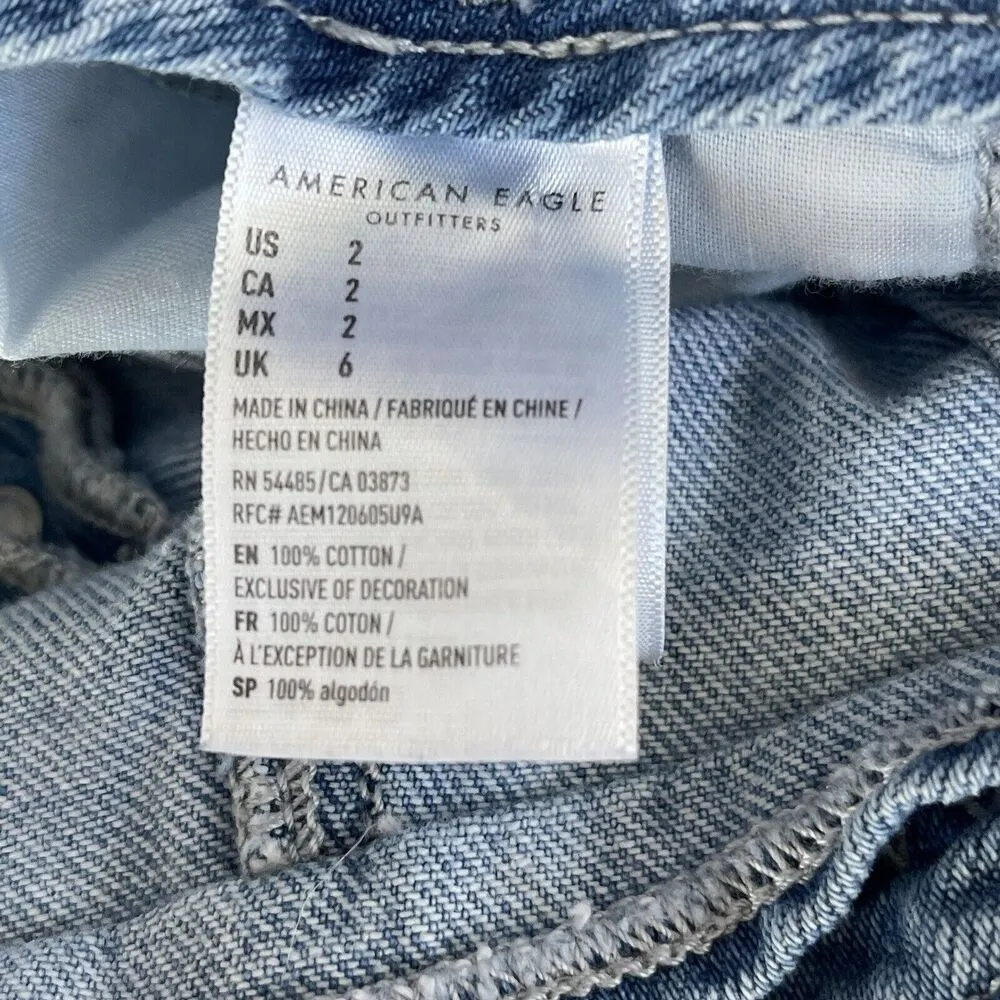 American Eagle SZ 2 Paperbag Jean Mom Shorts Hi-Rise Button-Fly Light Wash Blue - Image 6