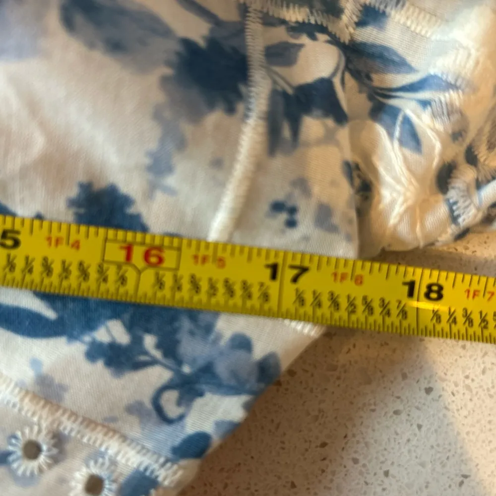 Anthropologie EN SAISON Davina Floral Eyelet Tiered Midi Shirtdress - Image 7