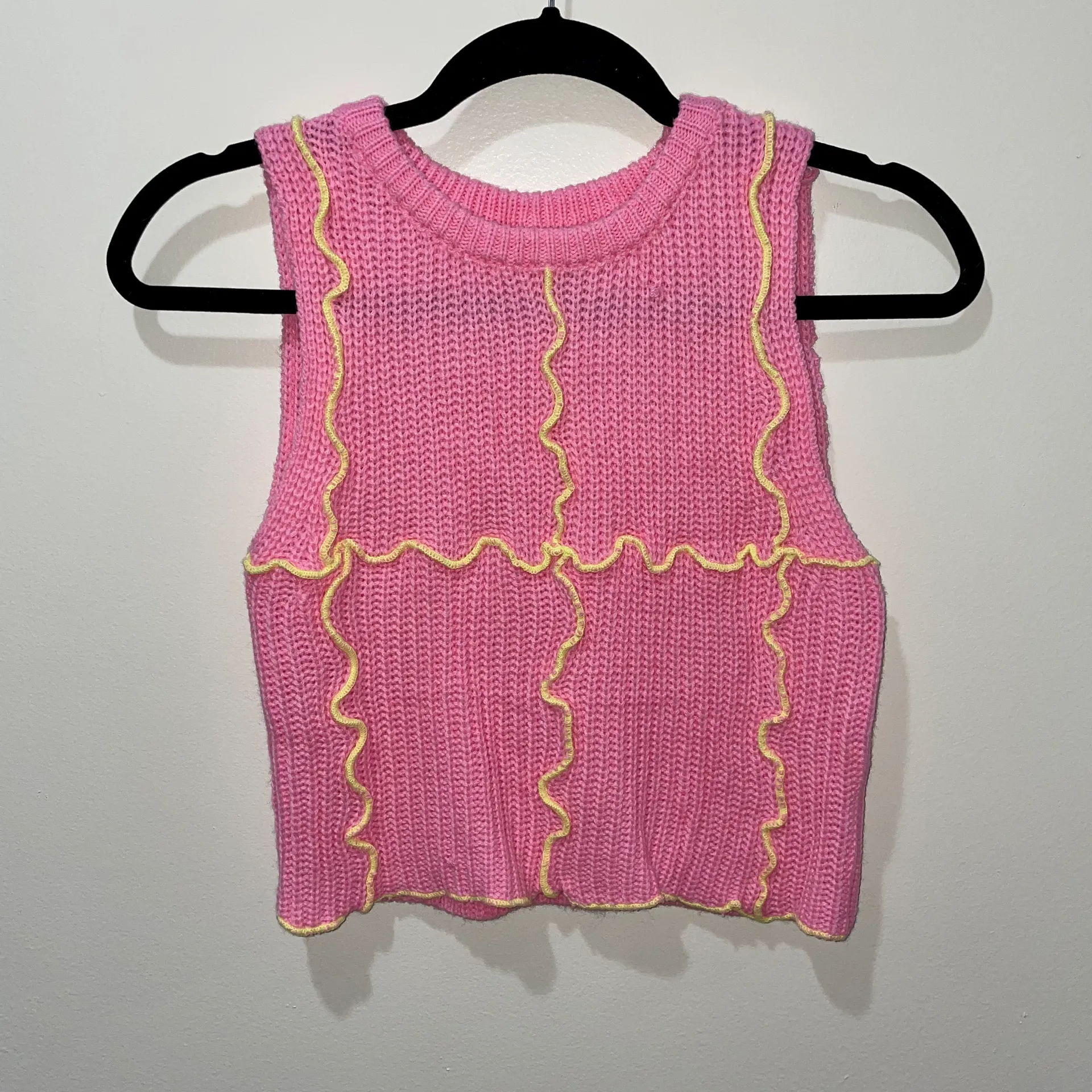 SheIn Pink & Yellow Contrast Trim Lettuce Trim Knit Cropped Tank - Image 6