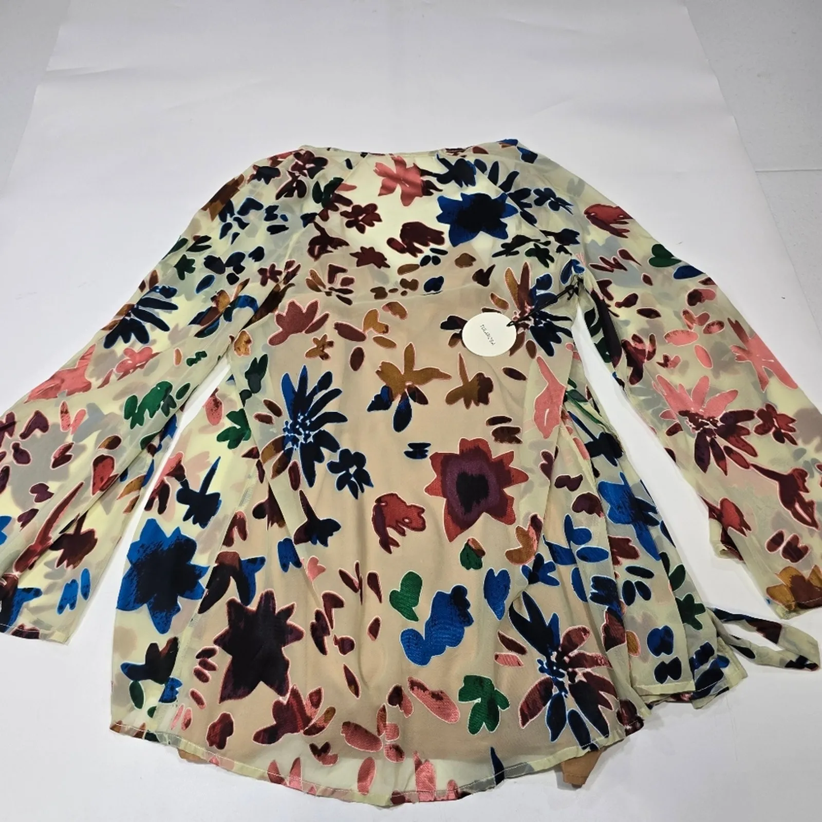 Tularosa Robin Dress in Ombre Floral Small - Image 11