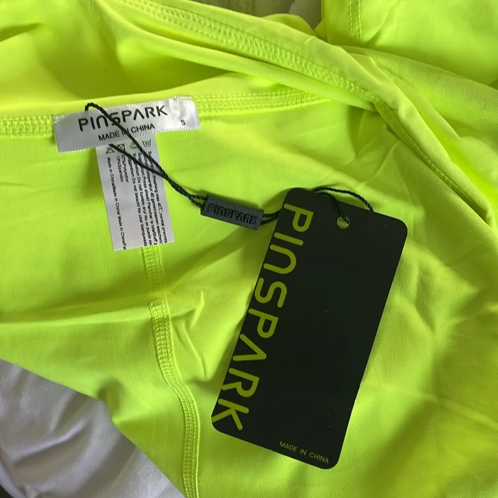 Cute Brand New with Tags Womens Neon Yellow Tennis Skort - Image 5