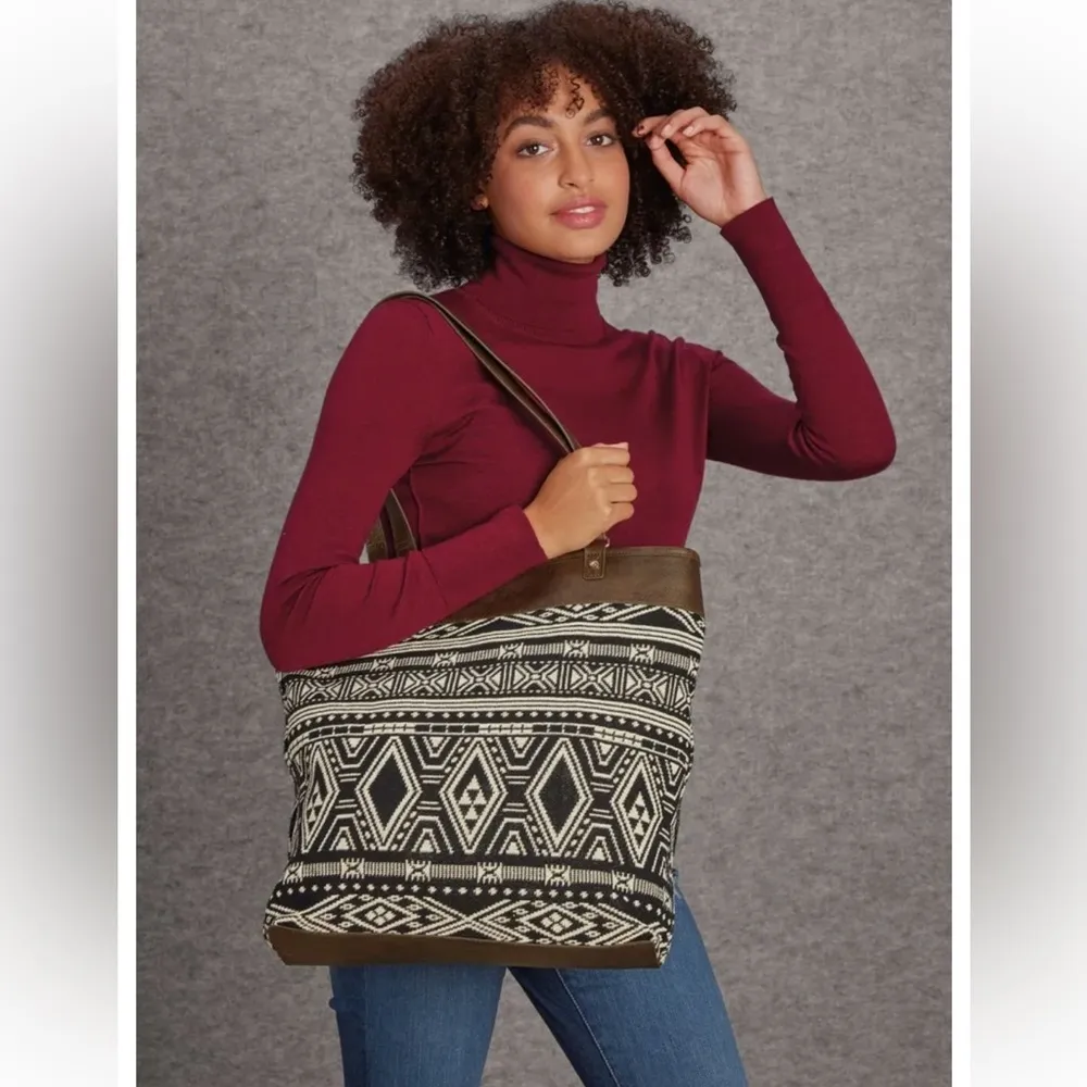 Thirty One Rio Weave Reversible Tote Black - Image 7