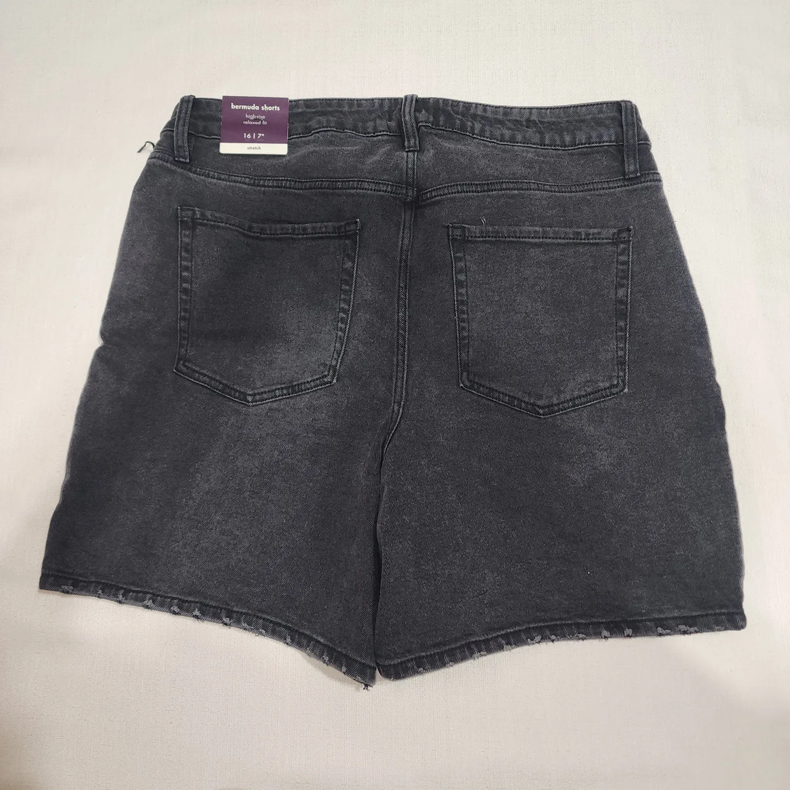 AVA&VIV Women Bermuda shorts relaxed fit waist 35'' - Image 4