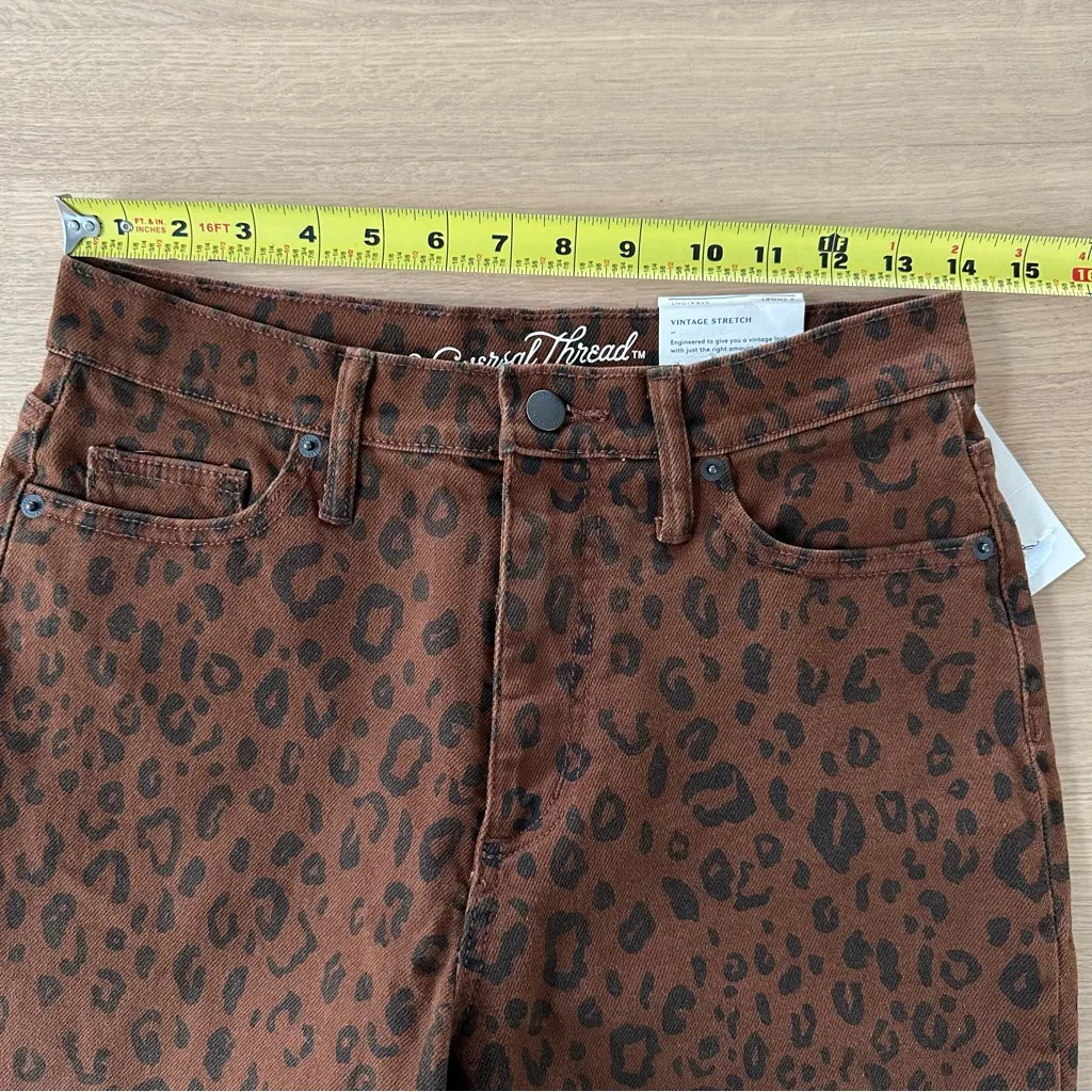 NWT Universal Thread Vintage Straight Jeans Brown Leopard Size 2 Short 28" Waist - Image 11