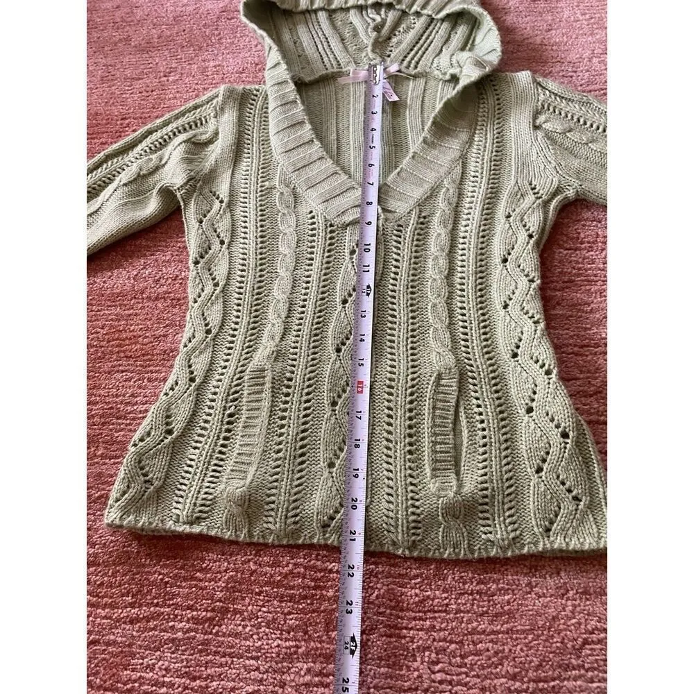 Derek Heart hooded V-neck Sage Green Slim Fit Women’s Sweater Size S - Image 6