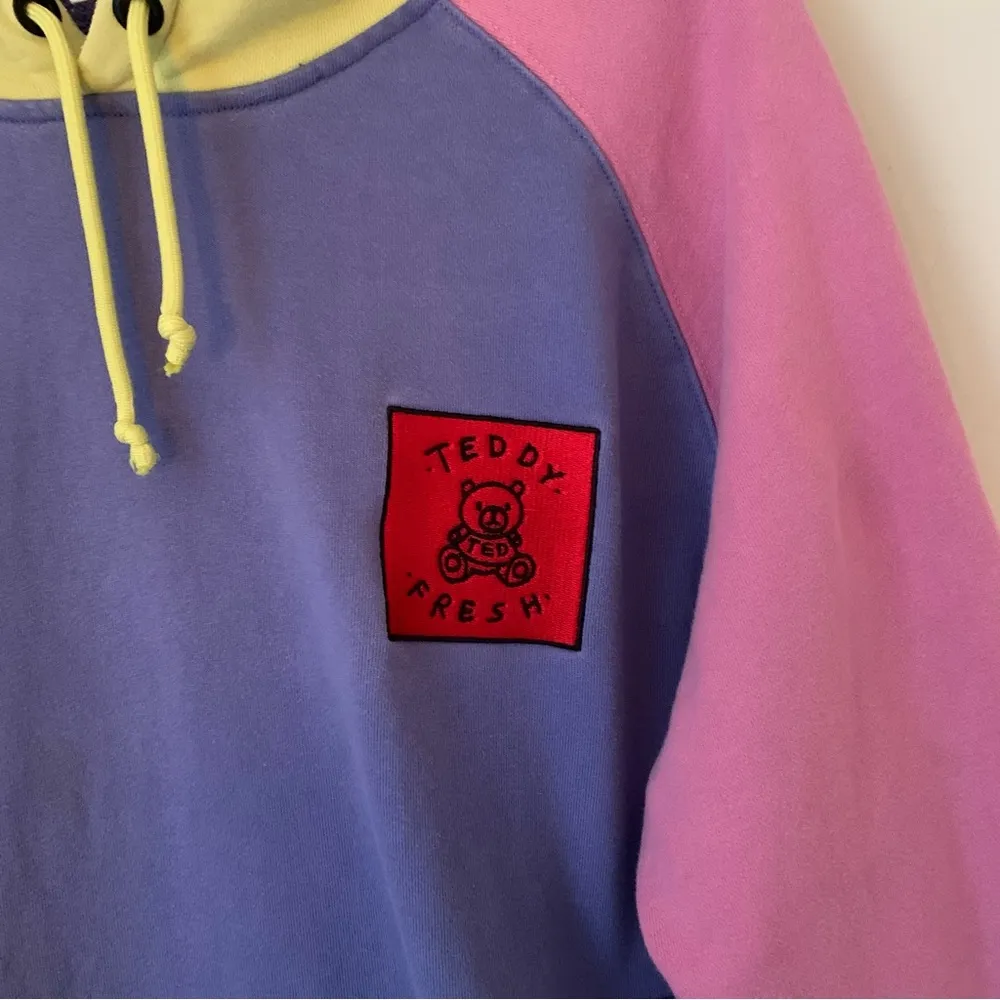 Teddy Fresh Color Block Sweatshirt - Image 7