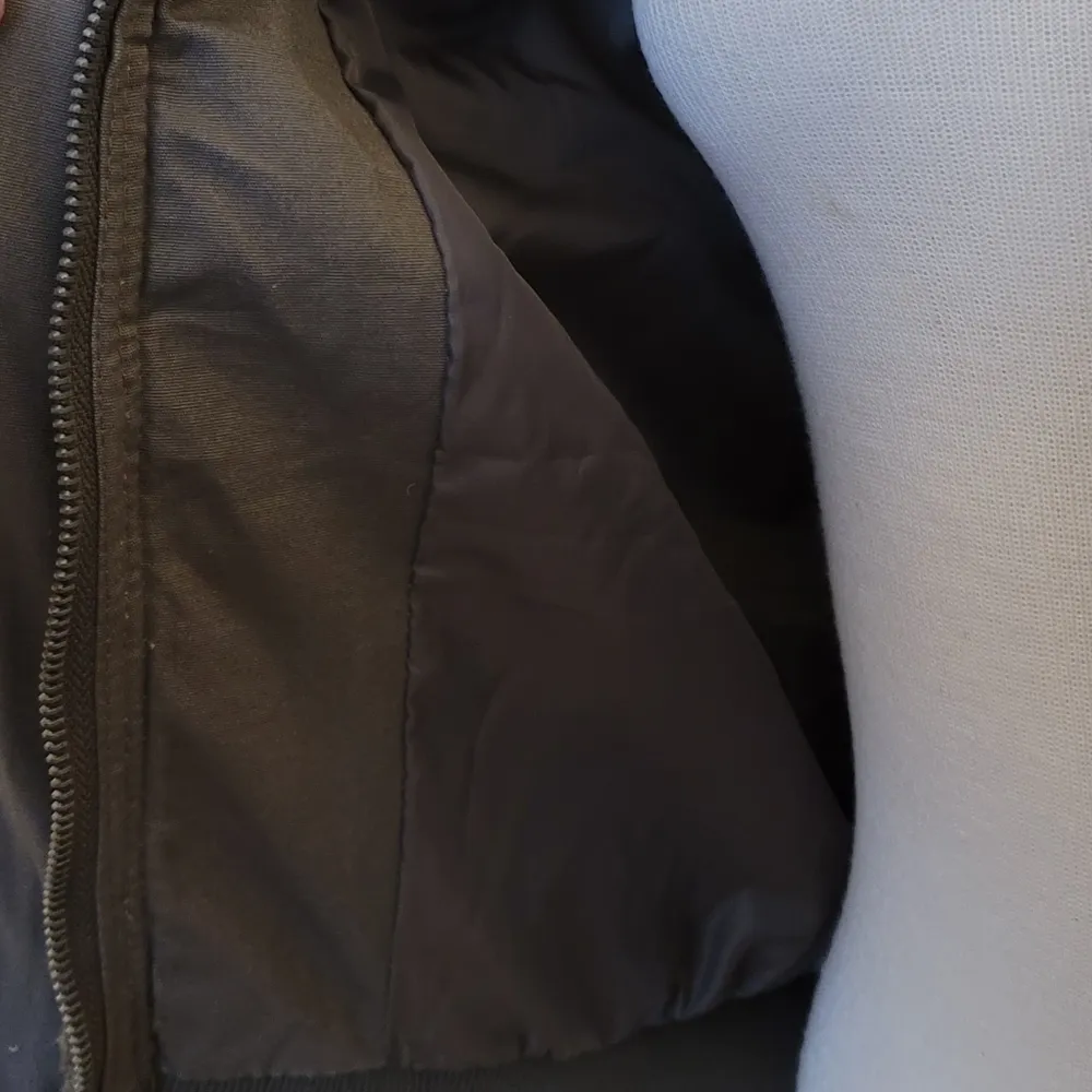 BNDI Olive Green Teddy Front Zip Bomber Jacket XS - Image 8