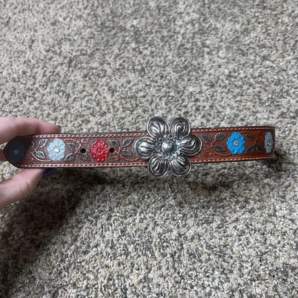 Nocona genuine leather belt size 24 - Image 4