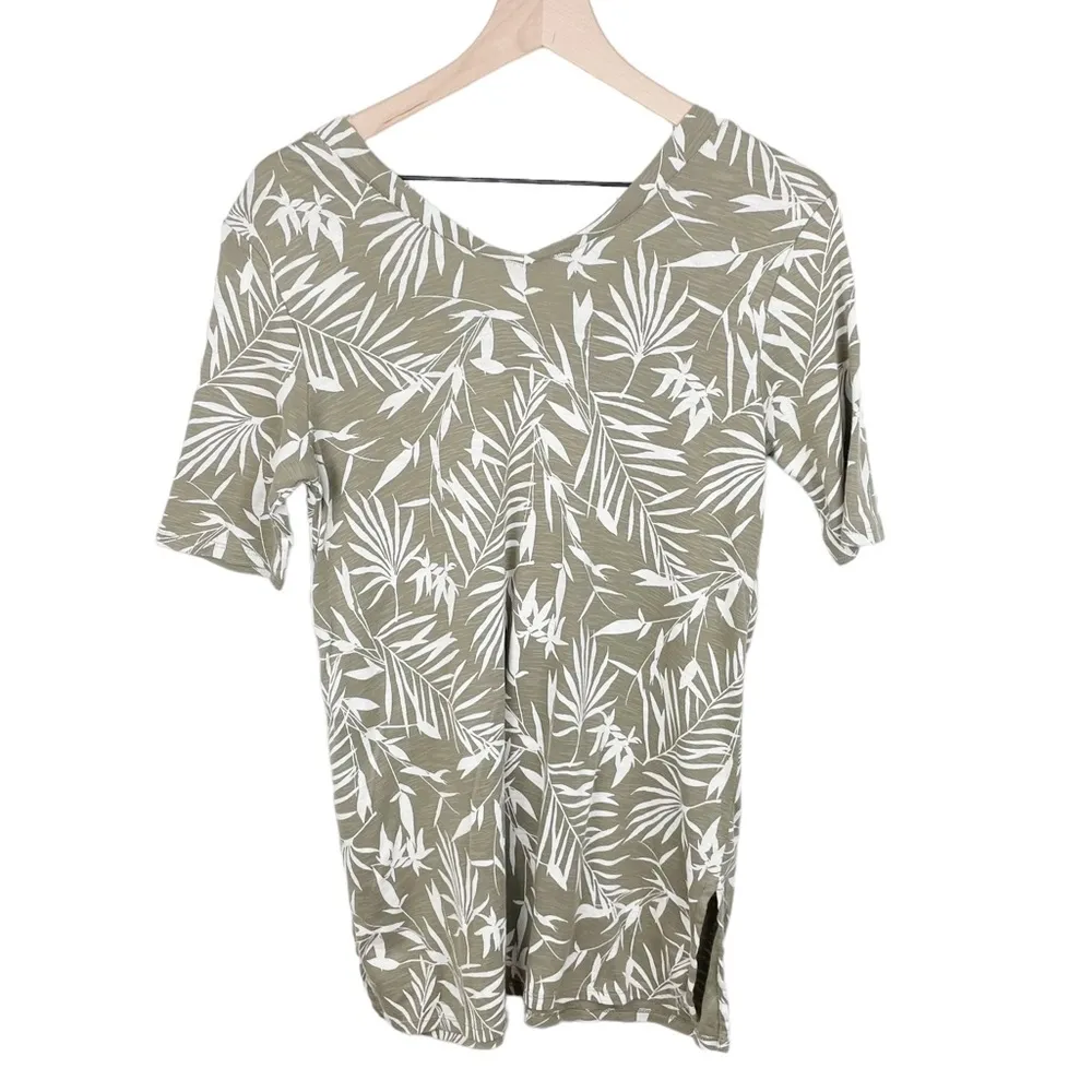 J. Jill Pima Cotton Double V Elbow Sleeve Tunic Top Green Tropical Print Small - Image 2