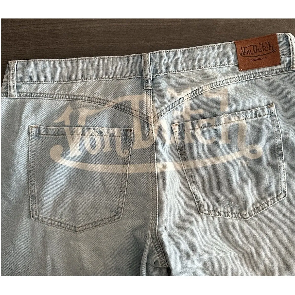 NWT Von Dutch Y2K Logo Patch Wide Leg Jeans Light Wash McBling Streetwear - Image 11