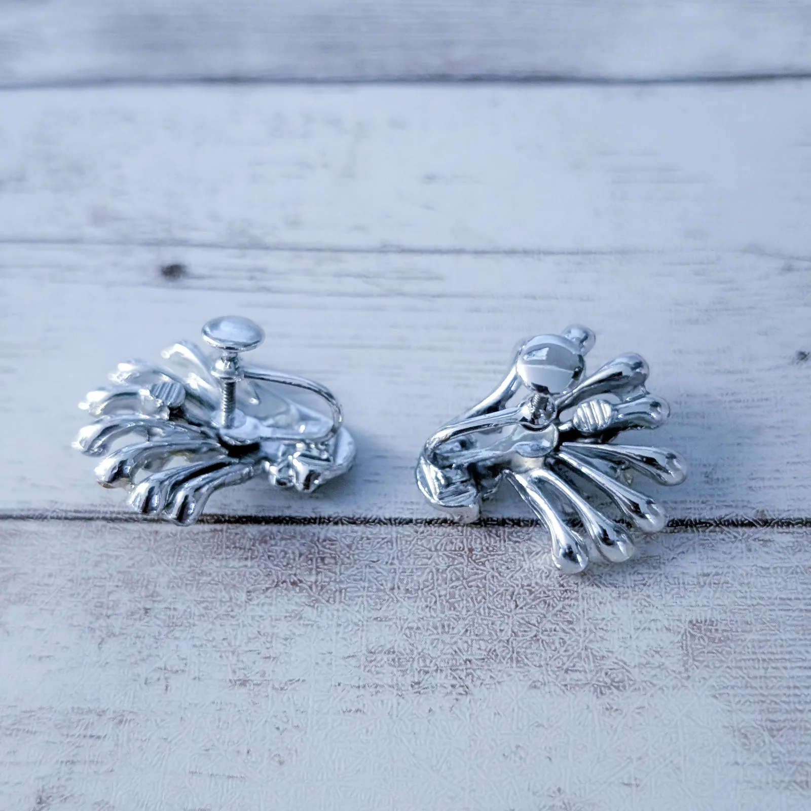 Vintage Screw On Earrings Silver Tone - Image 4