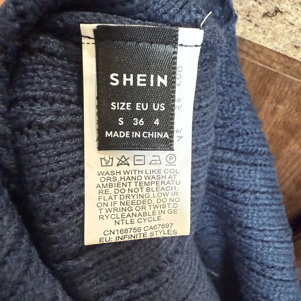 SHEIN Navy Blue and White Sweater Dress - Image 7