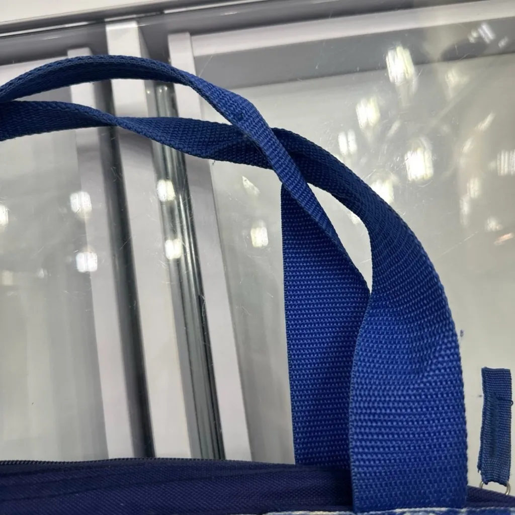 Reebok Lunchbox - Image 9